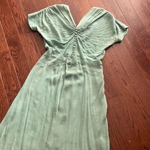 backless olive green dress Premiere Olive Boat-Neck Maxi Dress With Cape-Sleeves And Open-Back – Club  L London main image 0